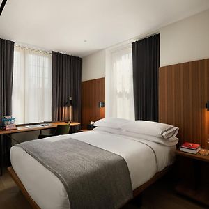 Chambre Lit Queen-Size d'Angle